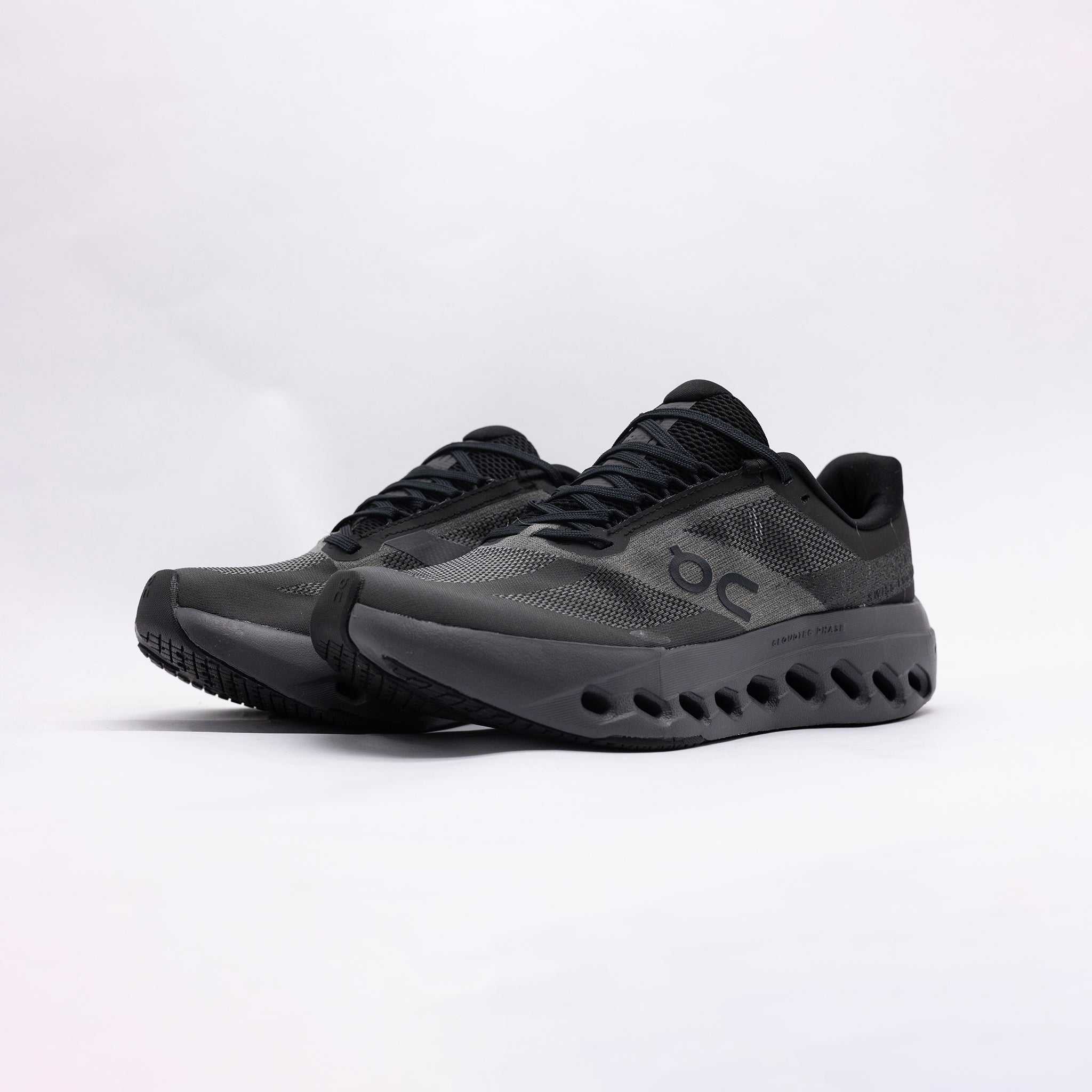 On Running Cloudmonster Sneaker