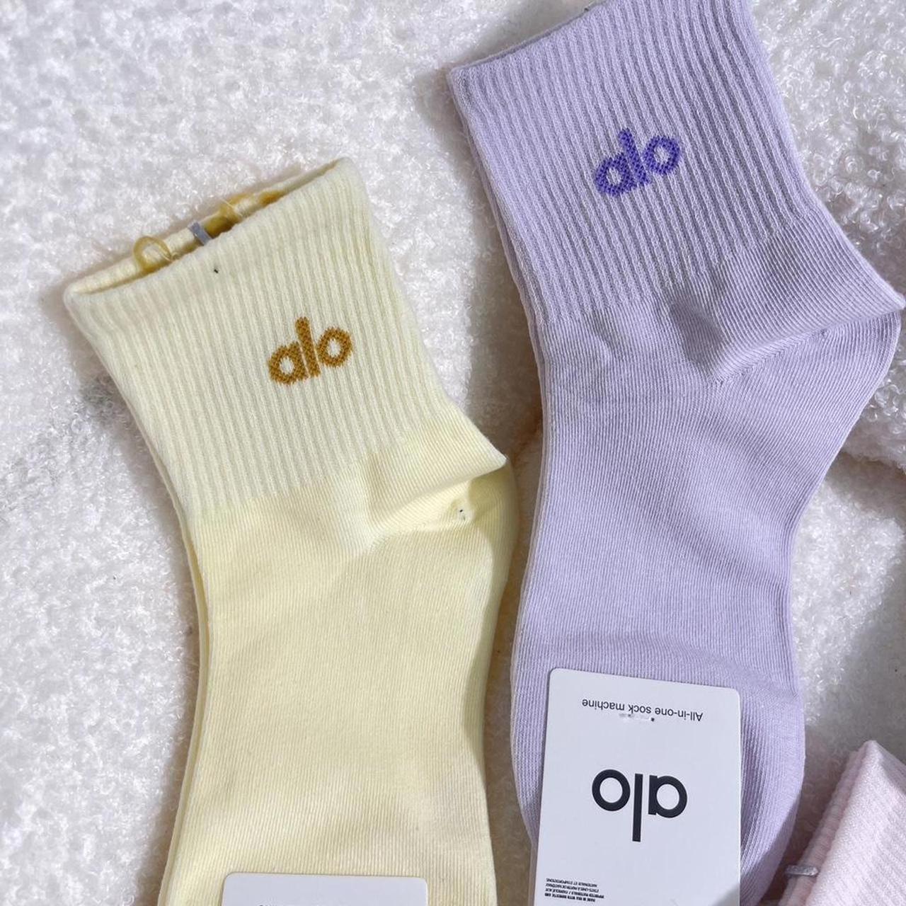 Alo Yoga Women's Multi Socks