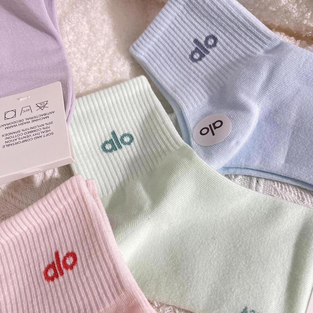 Alo Yoga Women's Multi Socks