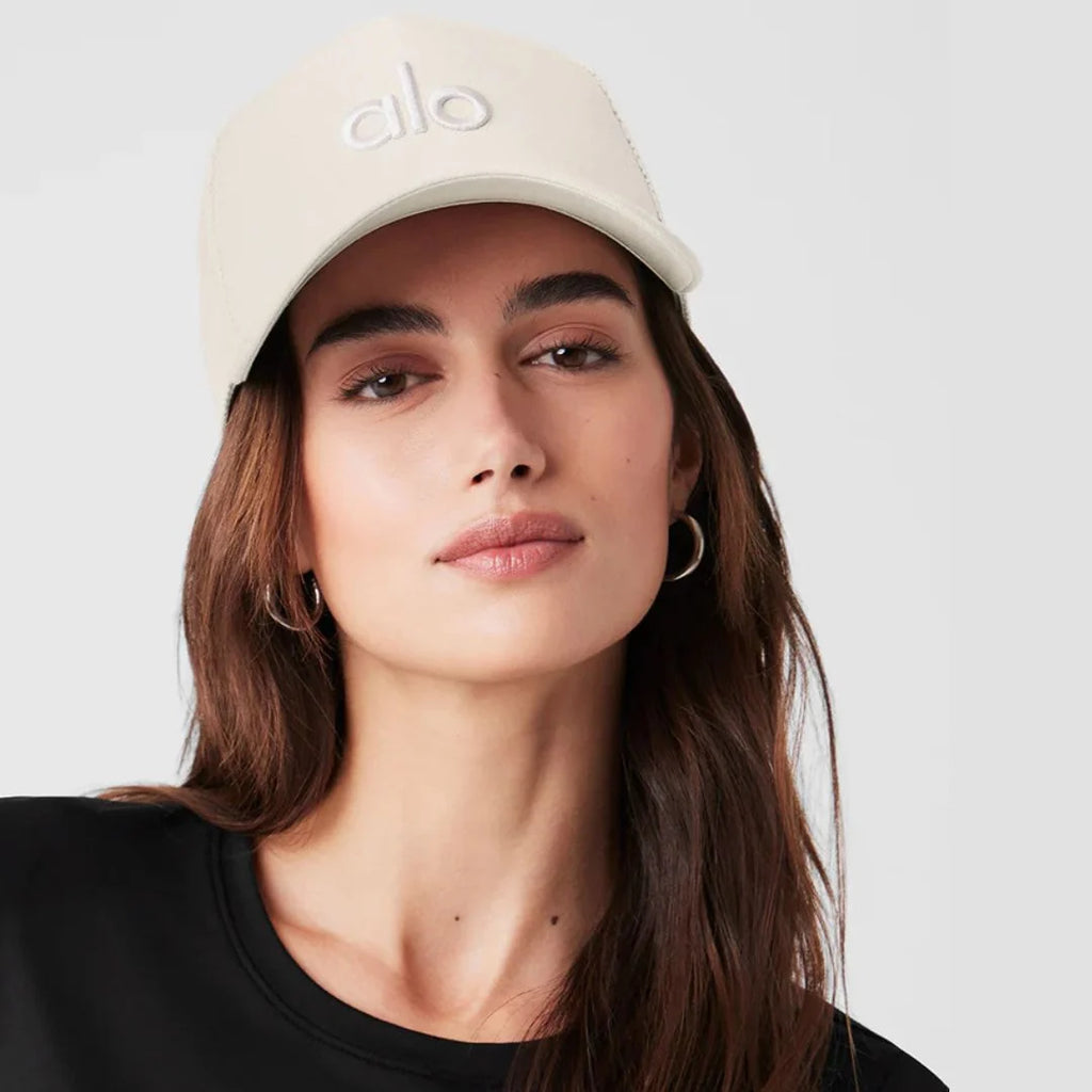 Alo Yoga Cotton District Trucker Hat Bone